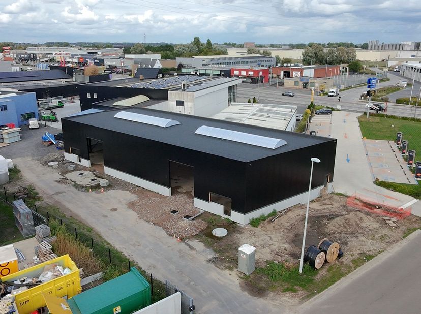 Bedrijfsvastgoed te huur in Rolariusweg 5,
                    8800 Roeselare