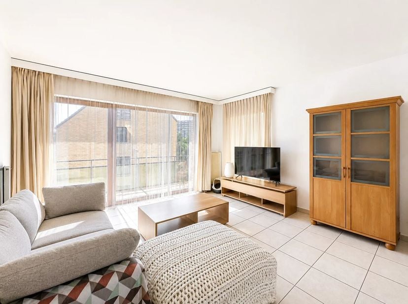 Bien présenté par Yanis Morsa : 0487 71 46 10 / yanis.morsa@victoire.be<br />
Victoire Junot vous propose ce bel appartement 2 chambres de ±100 m², id