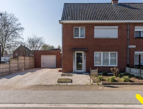                                         Woning te koop in Oevel, € 299.000
