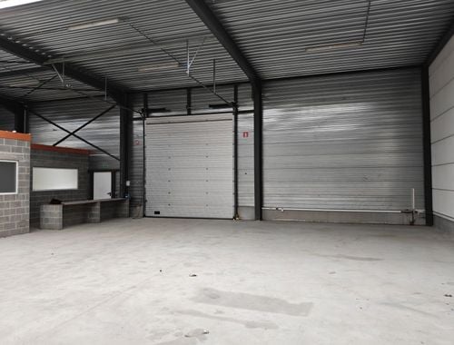                             Opslagplaats te huur in Lint
