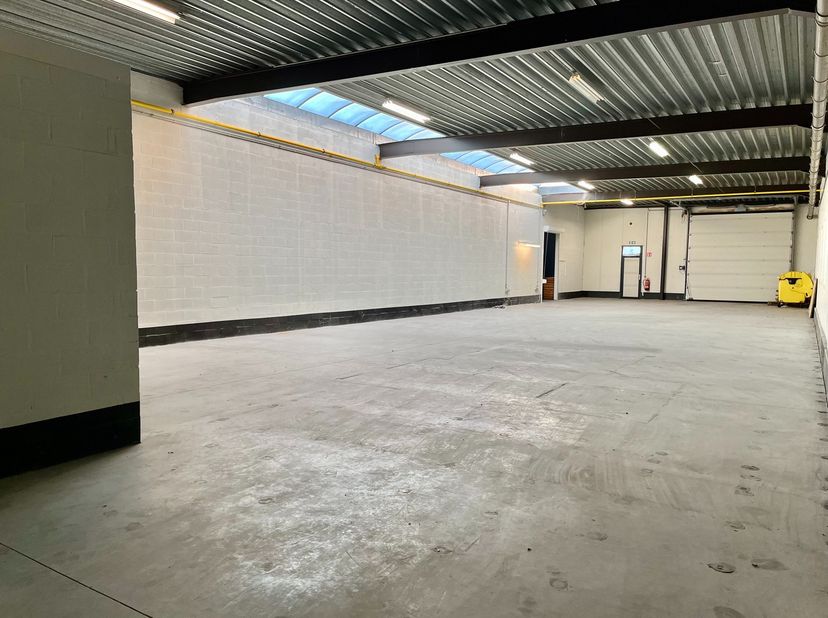 Bien professionnel à louer
                    à 2200 Herentals