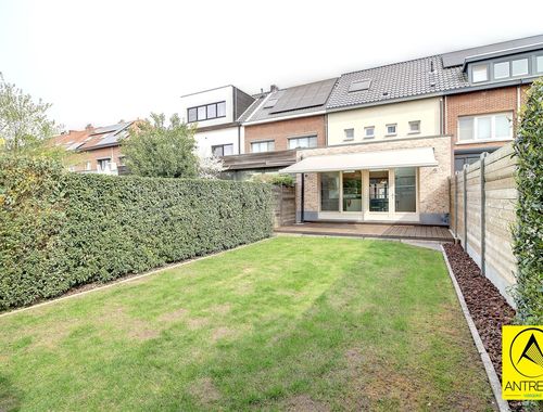                                         Woning te koop in Edegem, € 649.000
