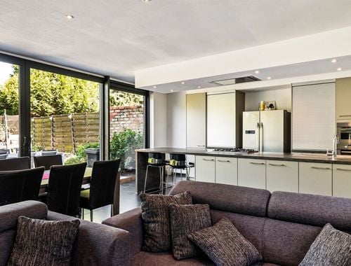                                         Eengezinswoning te koop in Beveren-Waas, € 349.000
