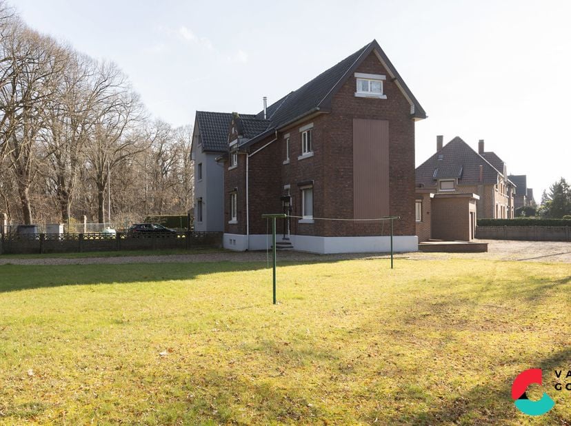 Maison à vendre
                    à 3600 Genk