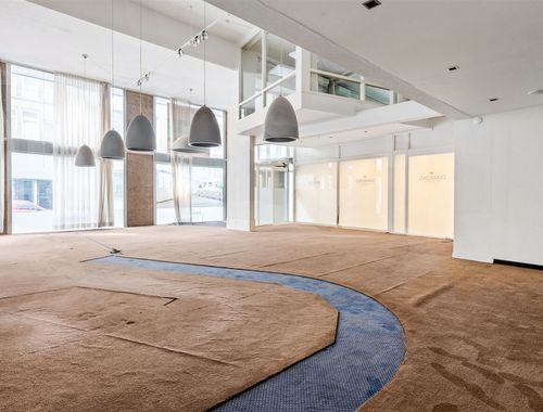                                         Bâtiment commercial à vendre à Antwerpen, € 750.000
