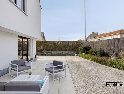                                         App. rez-de-chaussée à vendre à Mariakerke, € 420.000
