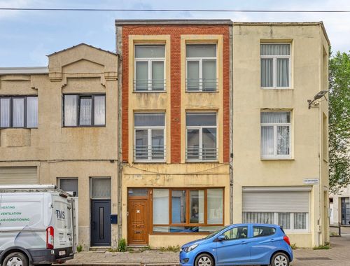                                         Maison à vendre à Deurne, € 295.000
