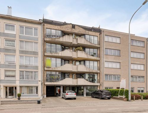                                         Bureaux à vendre à Deurne, € 239.900
