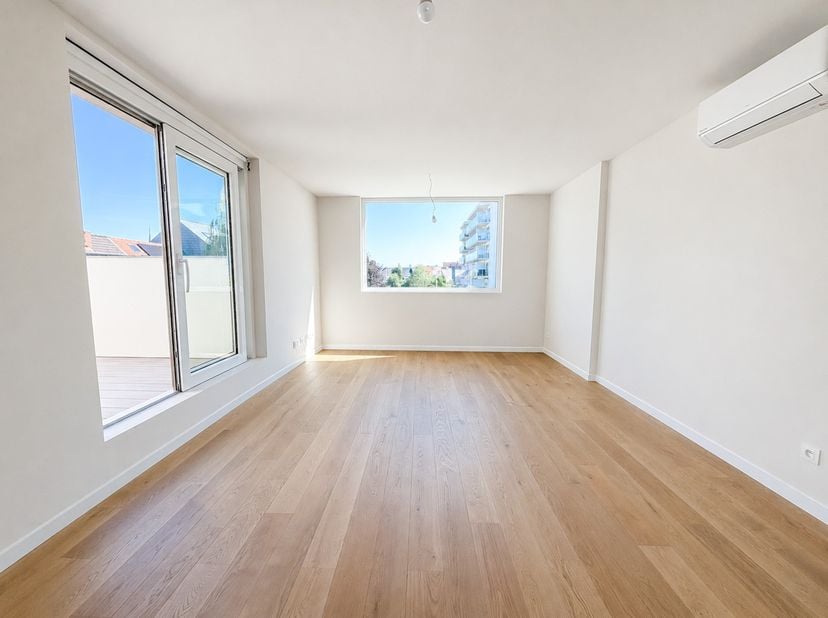 Dit instapklare éénslaapkamerappartement maakt deel uit van een stijlvolle en kleinschalige residentie met slechts 10 appartementen (geen lift aanwezi