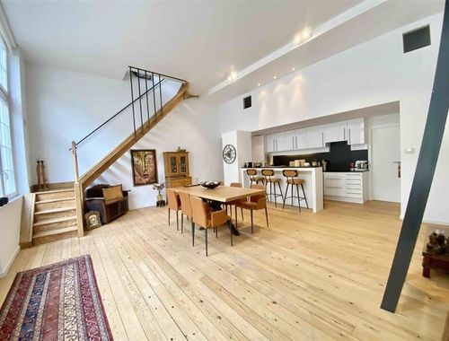                                         Appartement te huur in Sint-Gillis, € 2.150
