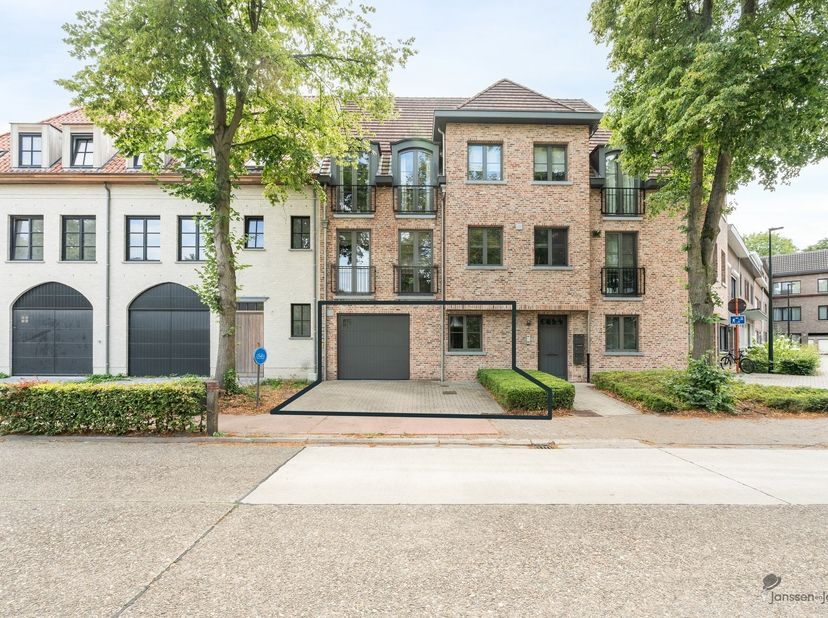 Appartement spacieux et économe en énergie, de plain-pied, avec garage et terrasse ensoleillée à Schilde<br />
<br />
<br />
Situé dans un quartier c
