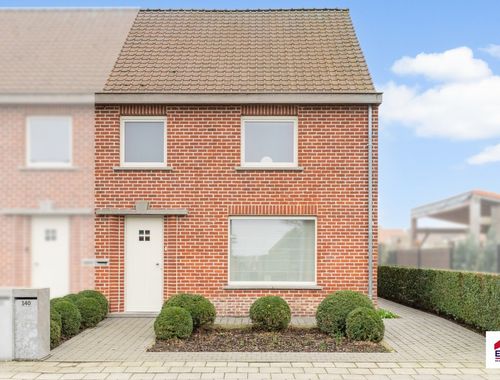                                         Maison unifamiliale à vendre à Oostrozebeke, € 359.000
