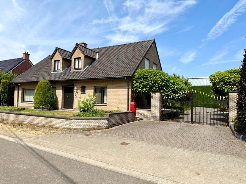 Maison à vendre
                    à 9890 Asper