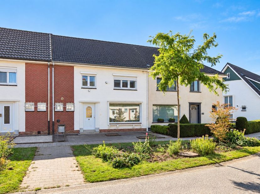 Maison à vendre à Acacialaan 17,
                    9240 Zele