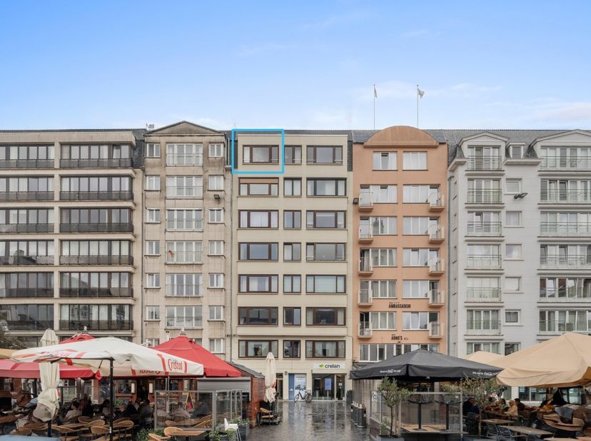 Appartement te koop in Wapenplein 8 bus 0702,
                    8400 Oostende