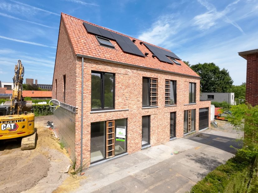 --- 21% BTW? DAT IS PASSÉ! KOOP NU AAN 6% BTW! ---<br />
---&amp;nbsp;BESPAAR TIENDUIZENDEN EURO'S !!! ---<br />
<br />
Residentieel wonen in het centrum