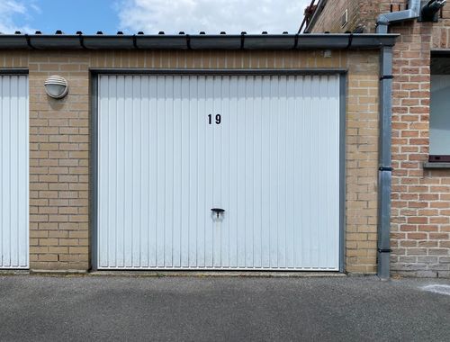                                        Garage te huur in Koekelare, € 90
