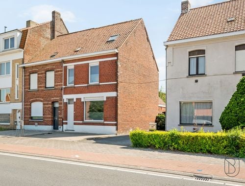                                         Maison à vendre à Ingelmunster, € 215.000
