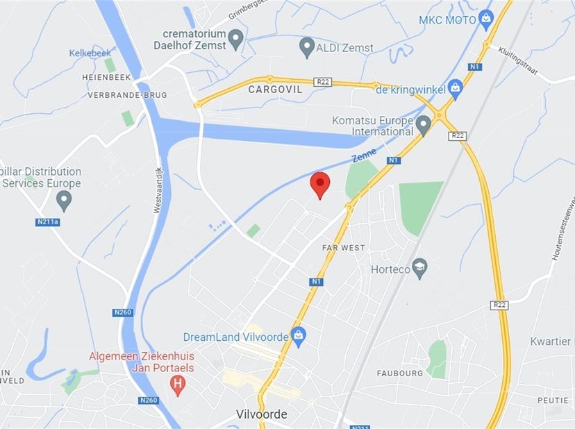 Situation : Ce bureau est situé près du centre de Vilvorde et est facilement accessible par les transports publics et par l'autoroute E19 Anvers-Bruxe
