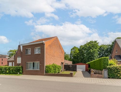                                         Eengezinswoning te koop in Beerse, € 299.000
