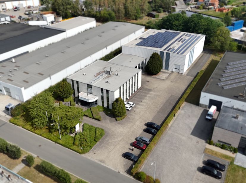 Bedrijfsvastgoed te koop in Europark-Oost 34,
                    9100 Sint-Niklaas