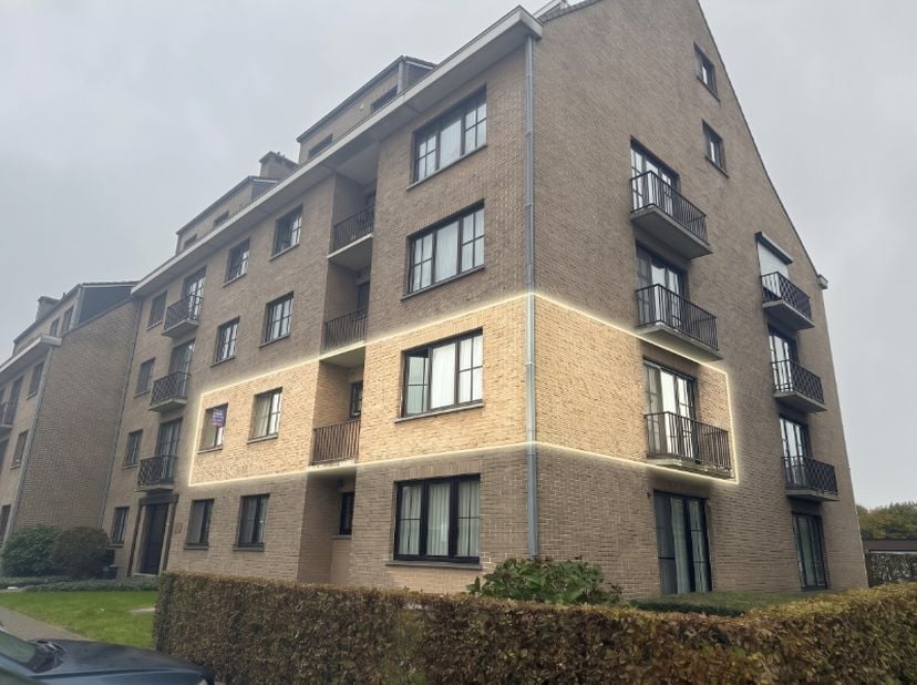 Appartement te huur in Overleiestraat 73 bus 6,
                    8530 Harelbeke