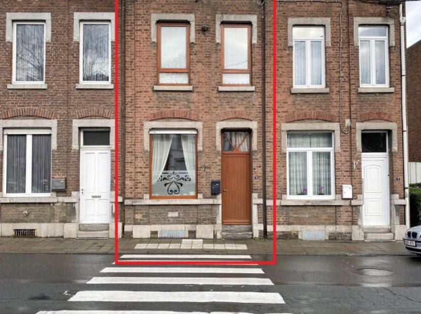 JUPILLE (Visé) Maison 3 chambres, séjour, cuisine, salle de douche, caves et cour. Revenu cadastral 304euro PEB: label F (C.U.: 20191210001313; E spec
