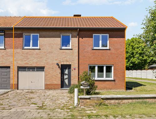                                         Maison à vendre à Jeuk, € 269.000
