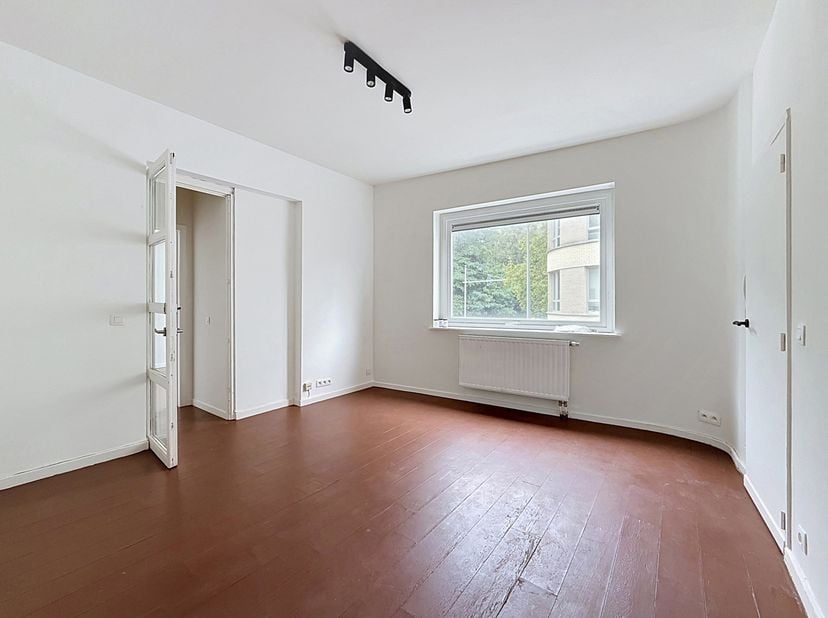 Appartement te koop in ,
                    1160 Oudergem