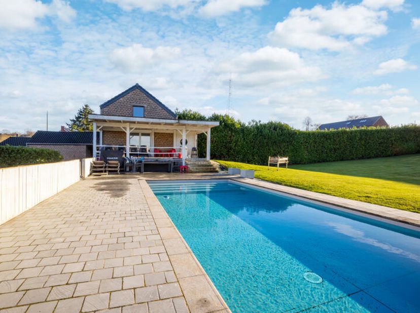 Huis te koop
                    in 4631 Evegnee