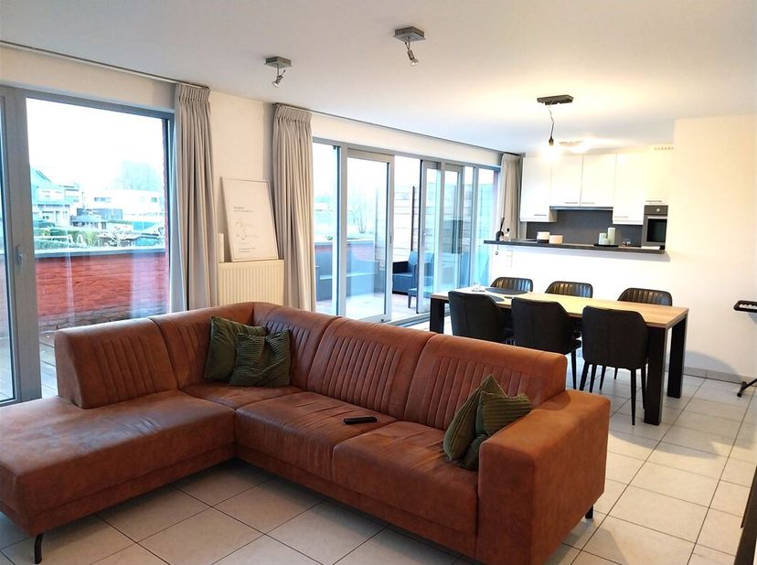 Demandez votre visite via info@optimusvastgoed.be !<br />
A louer : appartement avec 2 chambres à coucher à Zonhoven !<br />
Sur la Halveweg à Zonhove