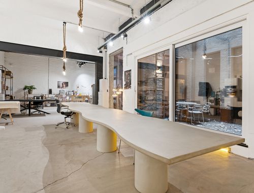                                         Handelsgelijkvloers te koop in Antwerpen, € 399.900
