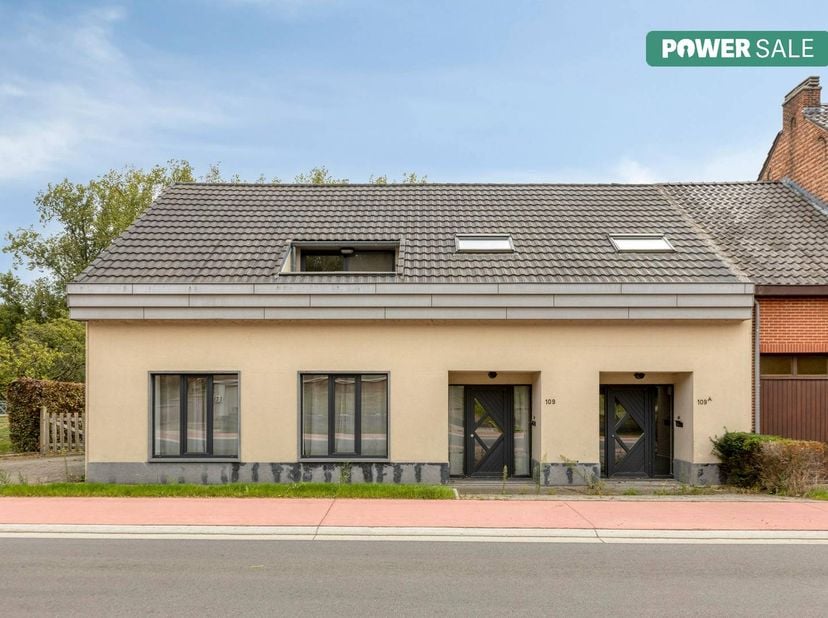 Aan de Zelemsebaan 109 in Meldert (Lummen) bevindt zich dit uitstekend gelegen opbrengsteigendom, ideaal voor investeerders, zelfstandigen of gezinnen