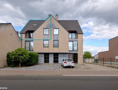                                         Duplex à louer à Bilzen, € 875
