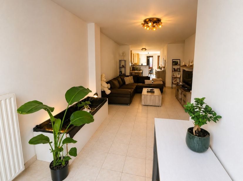 Appartement au rez-de-chaussée bien situé à Nieuport-ville, à quelques pas de la Grand-Place, des commerces, des restaurants et des transports en comm