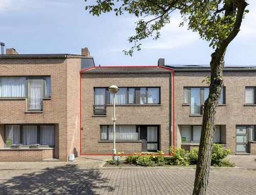                                         Woning te koop in Merksem, € 375.000
