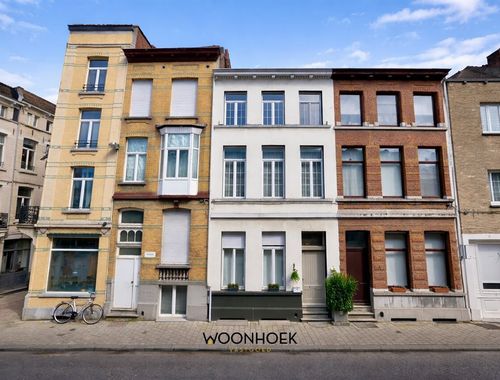                                         Herenwoning te koop in Antwerpen, € 695.000
