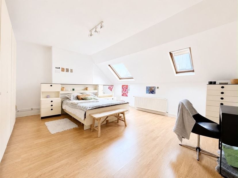 Appartement te huur in Rue de Pascale 12,
                    1040 Etterbeek