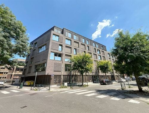                                         Studio avec coin lit à vendre à Anderlecht, € 159.000
