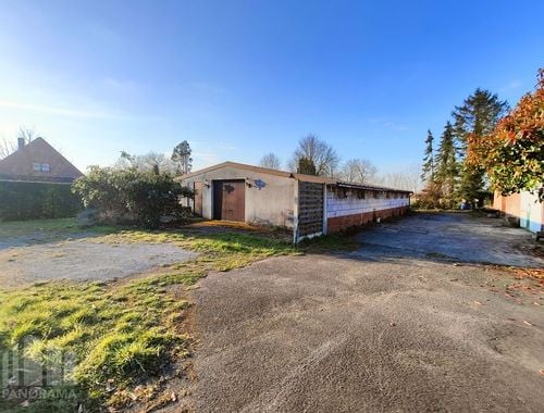                                         Bedrijfsgebouw te koop in Beernem, € 155.000
