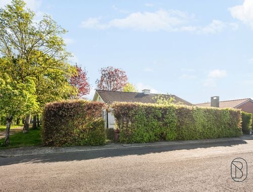                                         Bungalow à vendre à Kortrijk, € 465.000
