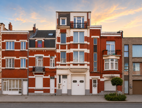                                         Appartementsgebouw te koop in Anderlecht, € 549.000
