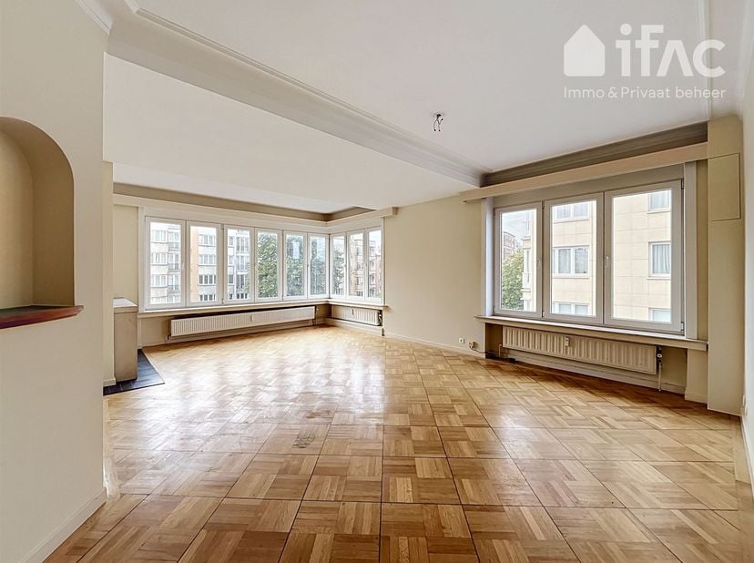 Appartement te huur in Avenue de Broqueville 235 bus 2,
                    1200 Sint-Lambrechts-Woluwe