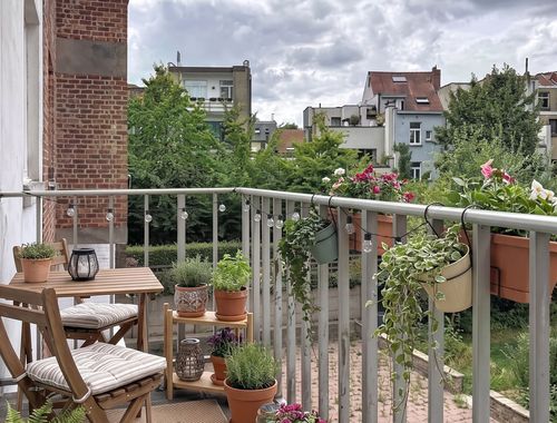                                         Appartement te huur in Ukkel, € 1.350
