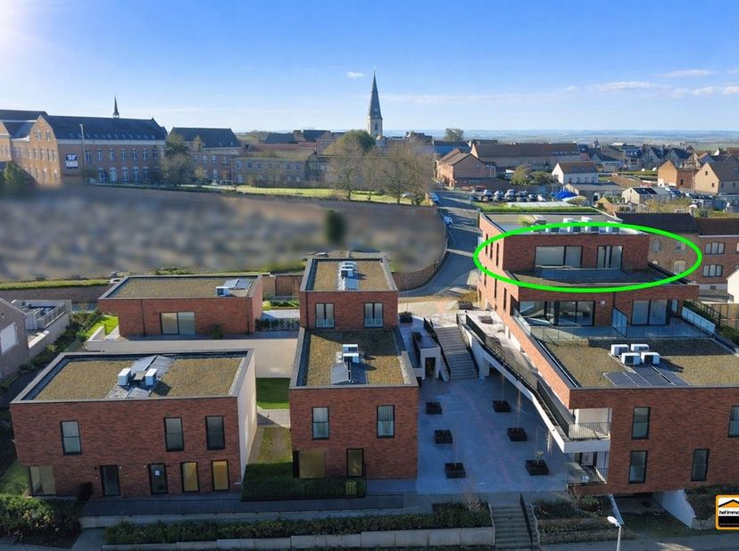 Prachtig nieuwbouw penthouse in het Centrum van Borgloon<br />
<br />
Pal in het centrum realiseert de promotor Helico nv een hoogkwalitatief woonpr