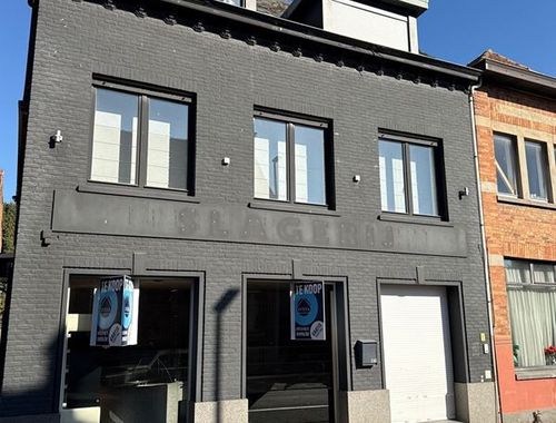                                         Usage mixte à vendre à Onkerzele, € 299.000
