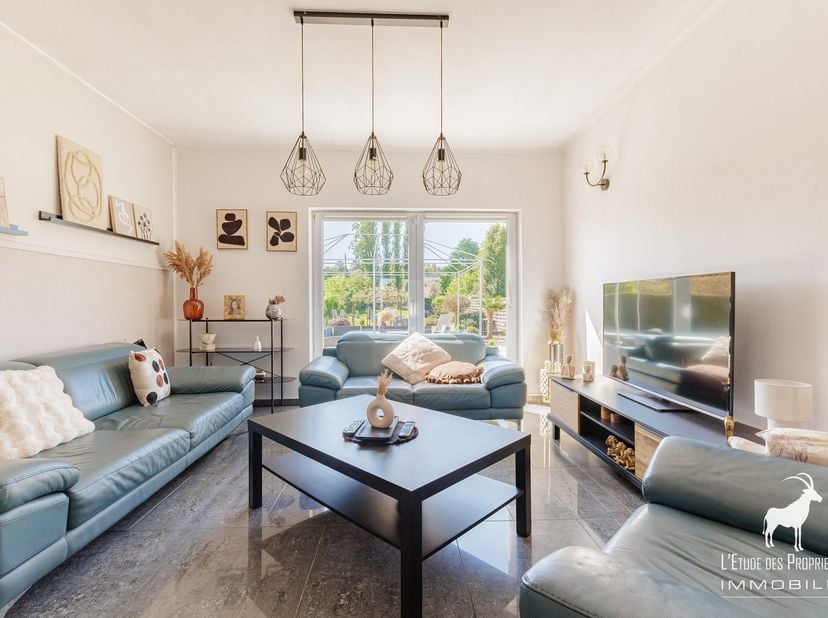 Huis te koop in ,
                    5060 Arsimont