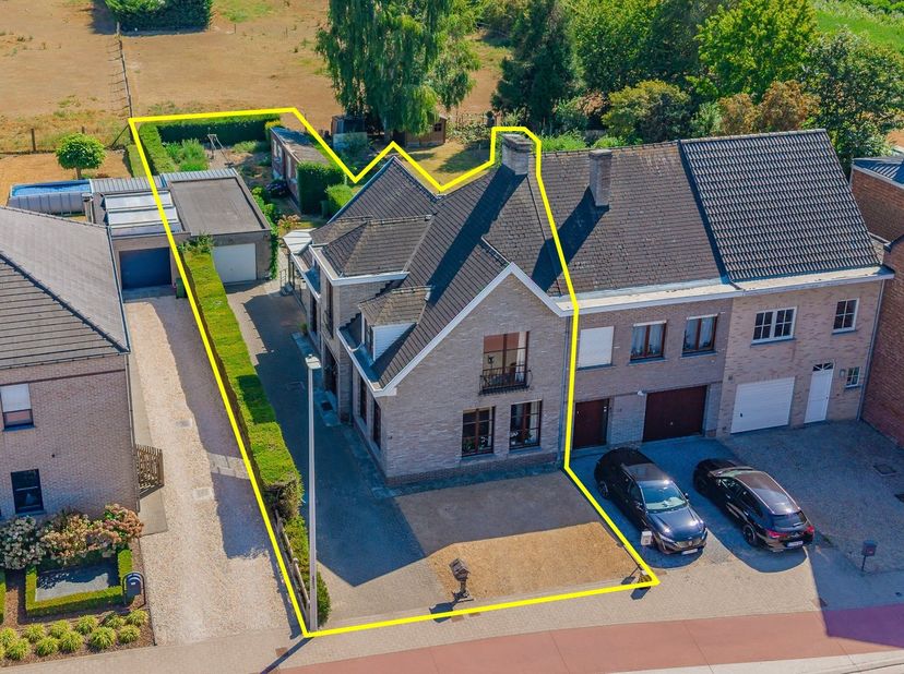 Huis te koop in Serskampsteenweg 114,
                    9230 Wetteren