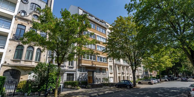 Appartement te koop in 1180 Ukkel