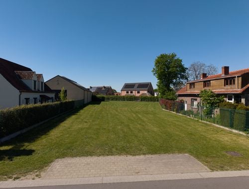                                         Bouwgrond te koop in De Pinte, € 469.000
